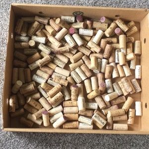 200 Wine Corks For Crafts